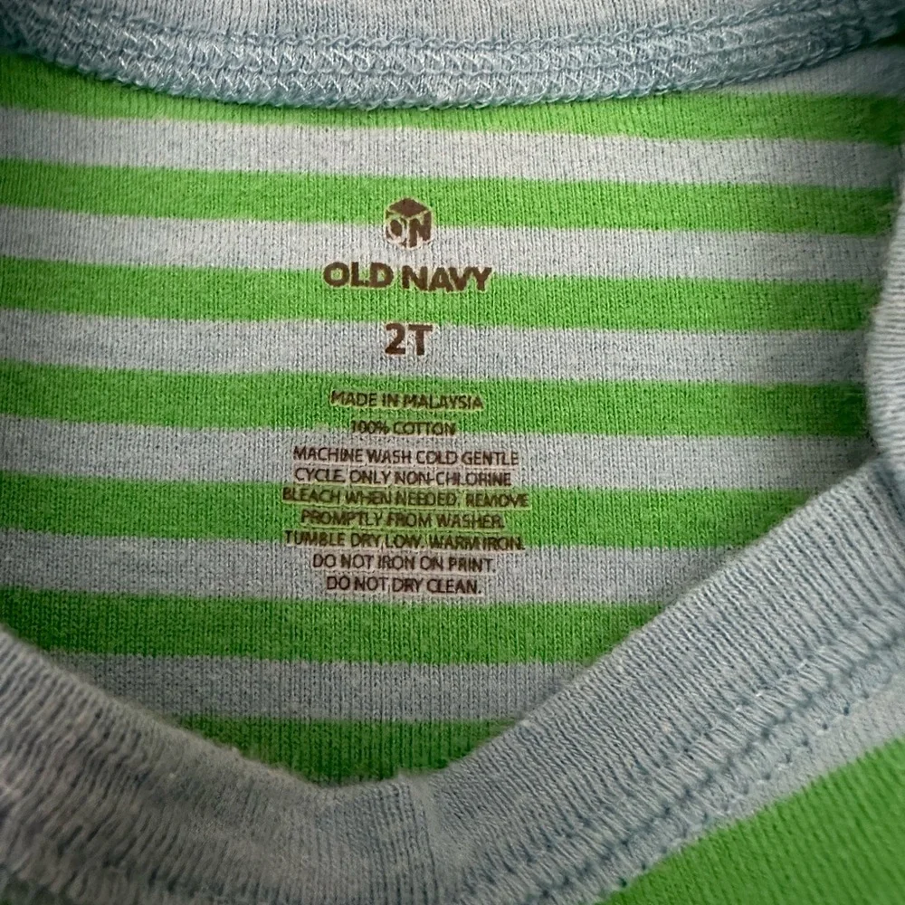 Old Navy Striped T-shirt in Blue Green Size 2T Girls